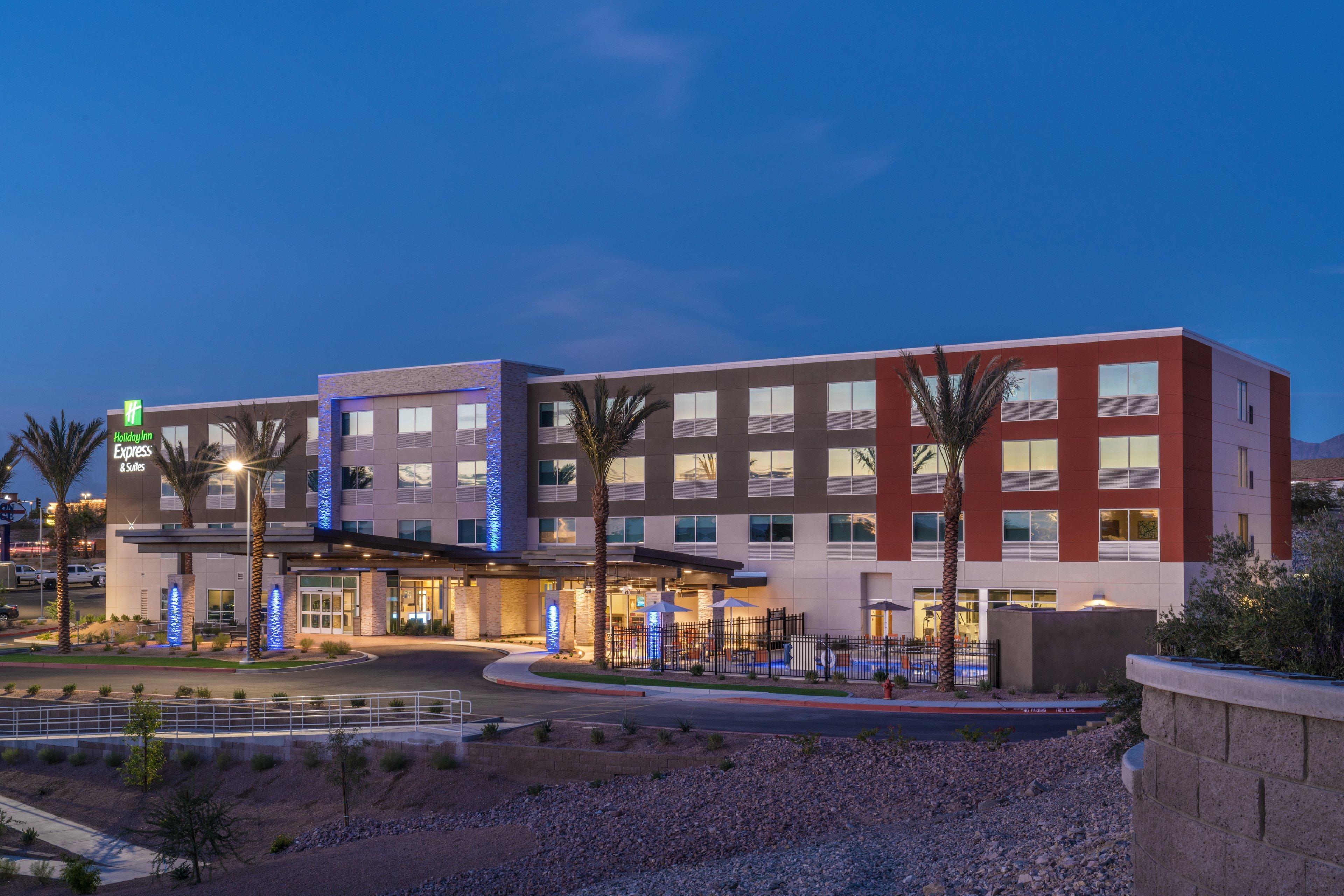 Holiday Inn Express & Suites Lake Havasu - London Bridge, An Ihg Hotel Lake Havasu City Dış mekan fotoğraf